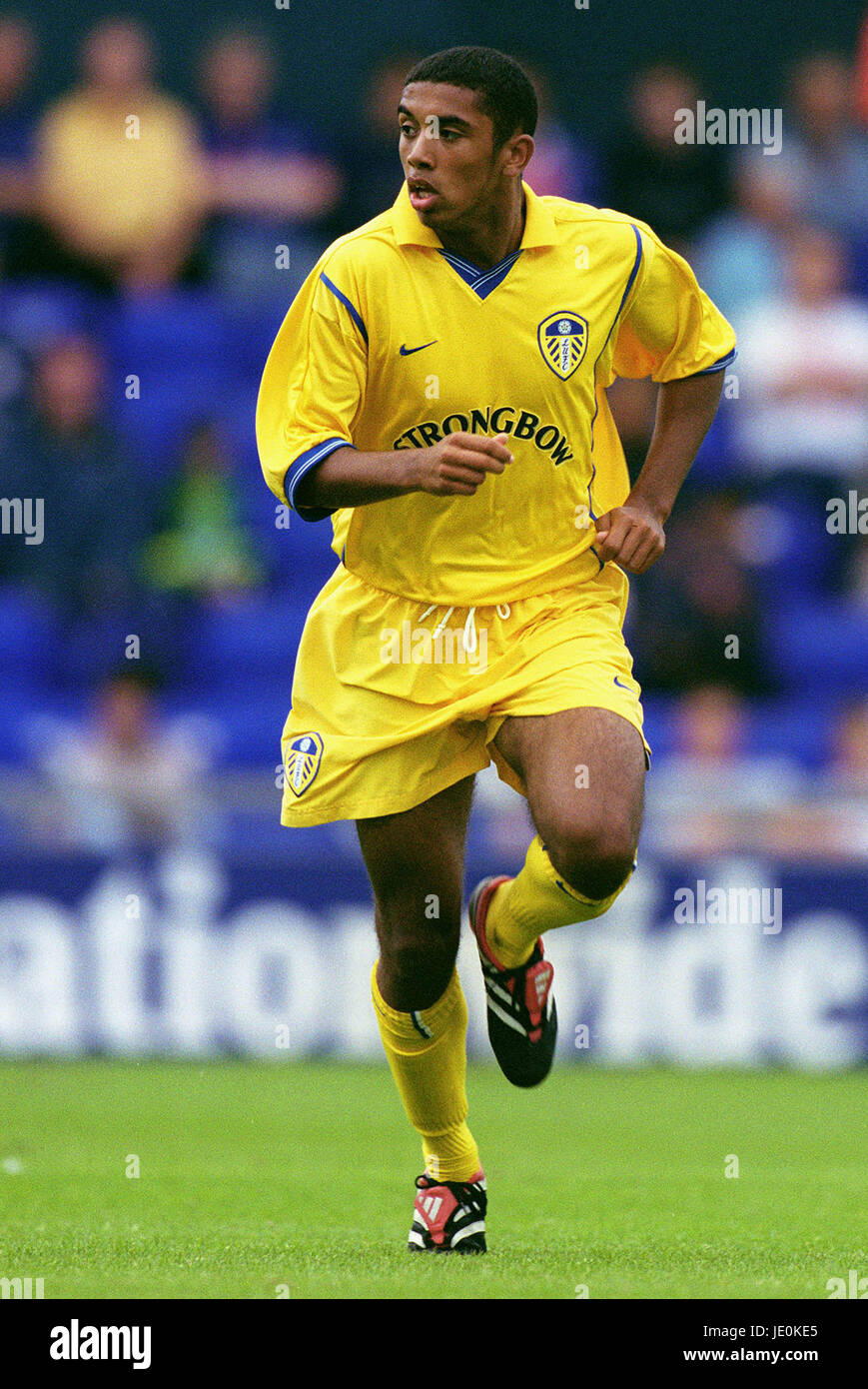 SIMON JOHNSON LEEDS UNITED FC OLDHAM BOUNDARY PARK 06 August 2000 Stock