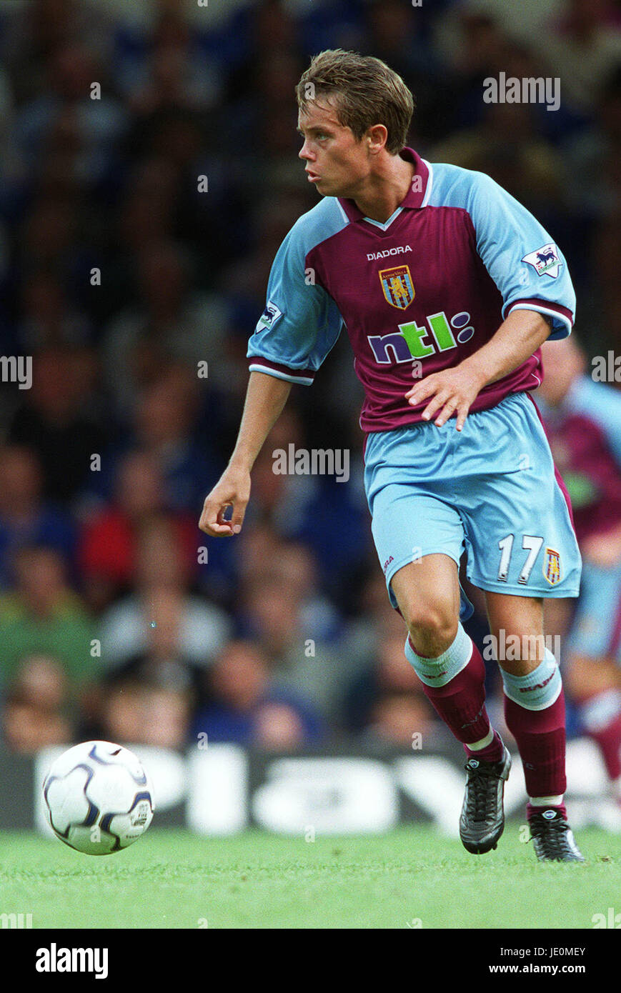 Lee Filbert Lee hendrie 2000 hi-res stock photography and images - Alamy