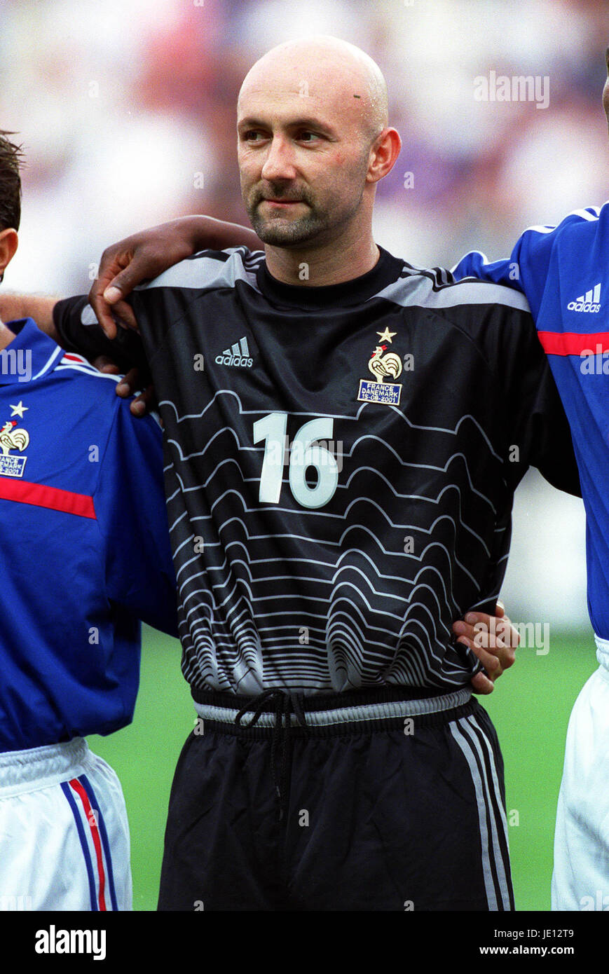 Hwc Trading Photo A4 Signée De Fabien Barthez Manchester Utd Man U Pour Les Fans Et Supporters De Football