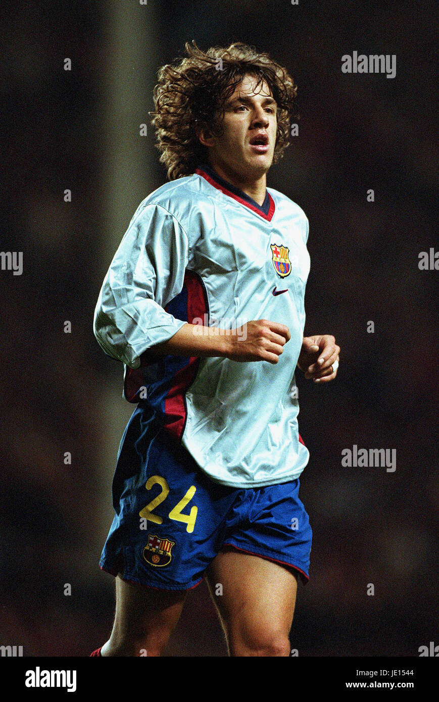 CARLES PUYOL FC BARCELONA ANFIELD LIVERPOOL ENGLAND 12 April 2001 Stock Photo