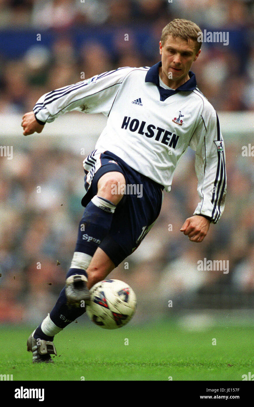 Sergei Rebrov Tottenham Hotspur Fc Manchester Old Traford Manchester 09 April 2001 Stock Photo Alamy