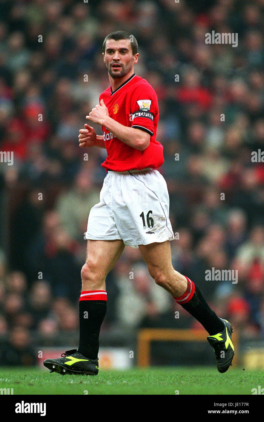 ROY KEANE MANCHESTER UNITED FC MANCHESTER OLD TRAFORD MANCHESTER 28 January 2001 Stock Photo