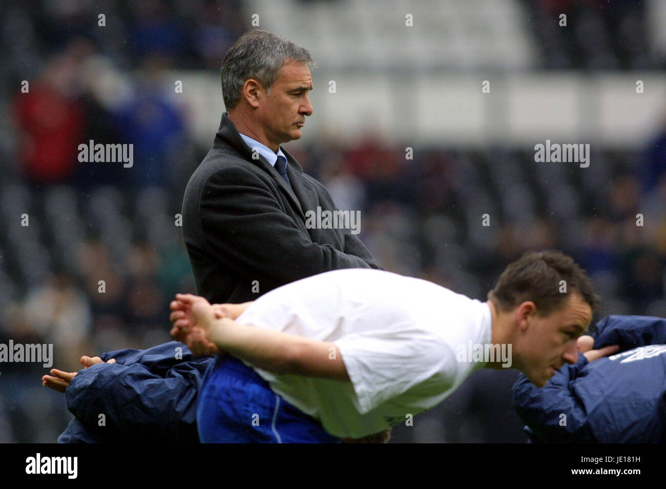 Claudio Ranieri Chelsea Fc 07 April 2001 Stock Photo Alamy