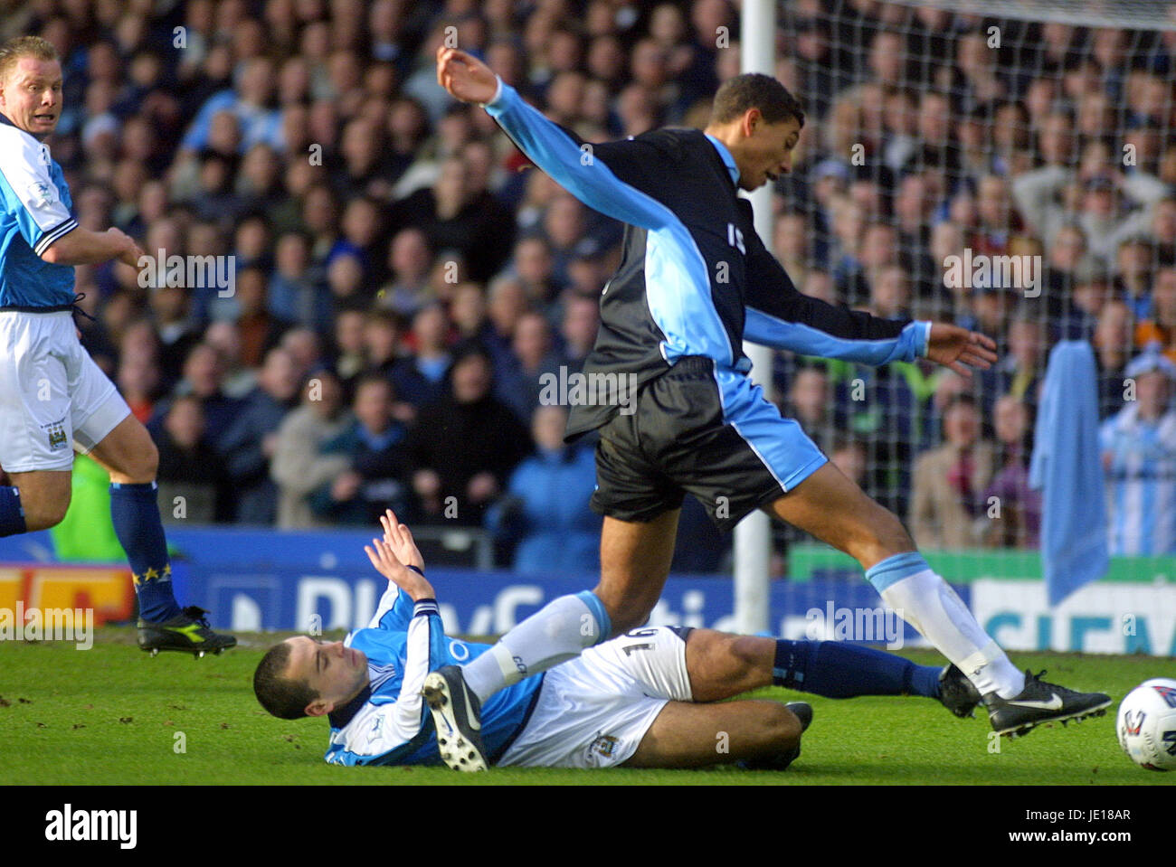 Manchester city v coventry city hi-res stock photography and images - Alamy