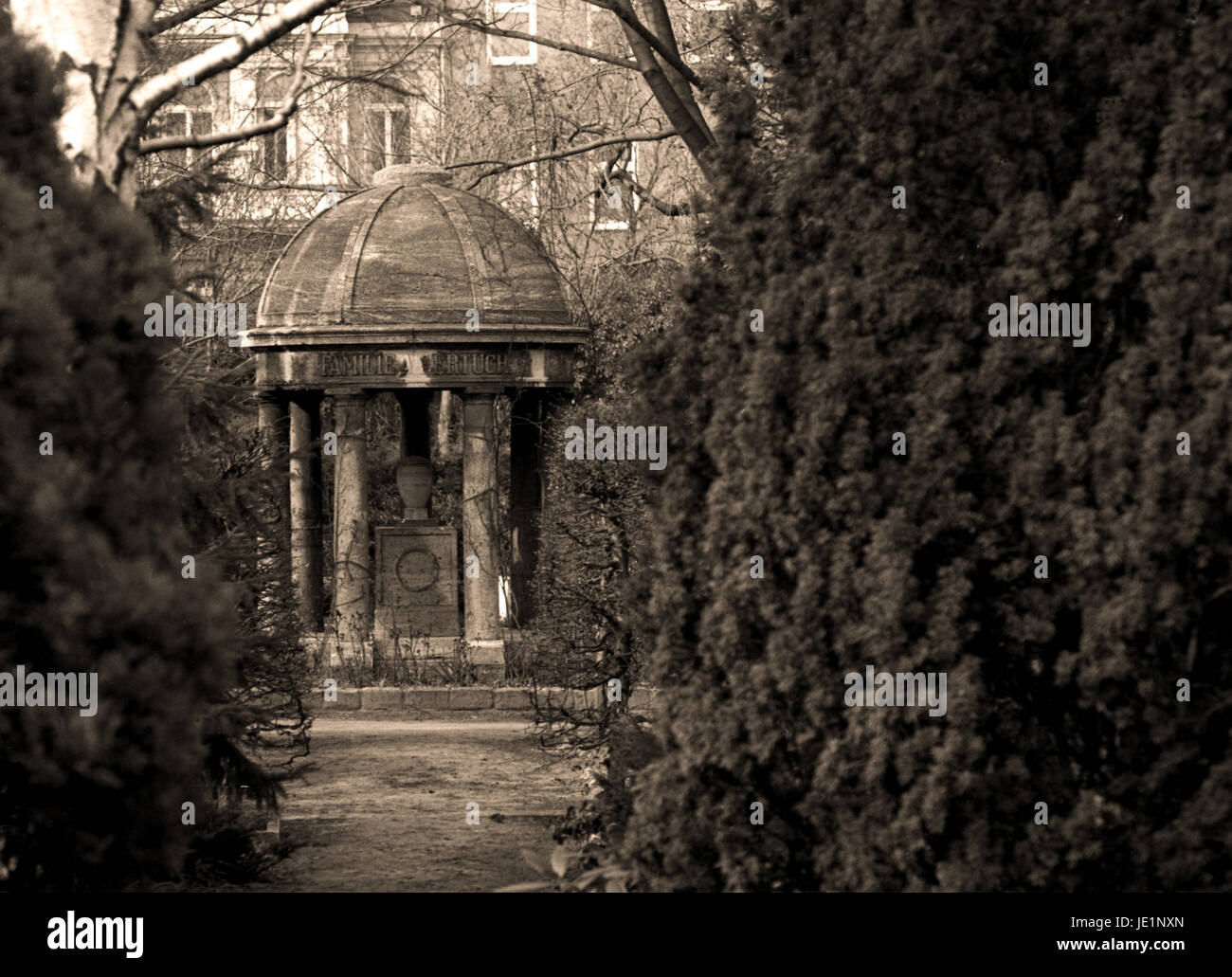Urnenfriedhof Gerichtstraße 1987 Stock Photo
