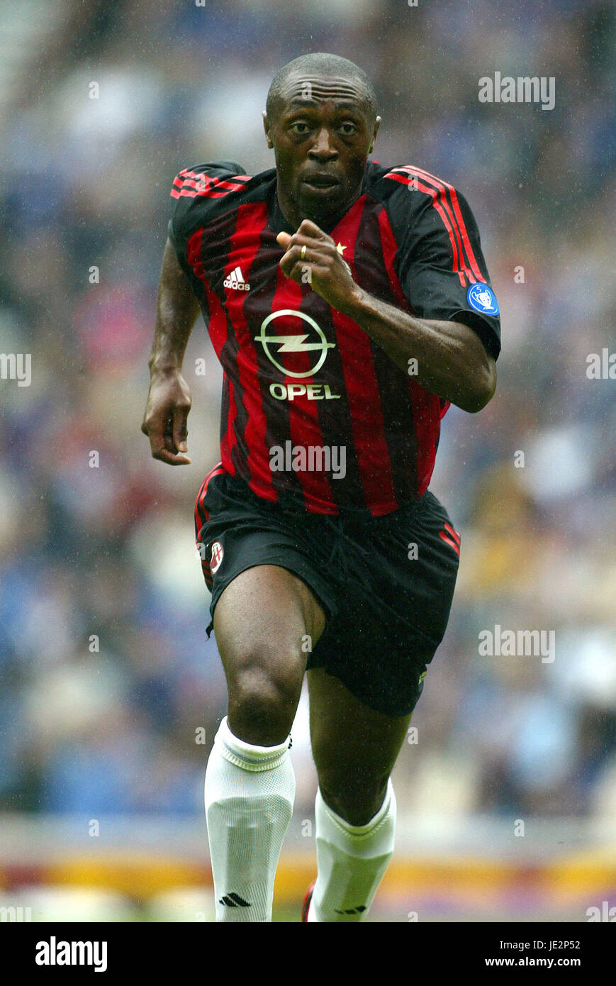 CYRILLE DOMORAUD AC MILAN 27 July 2002 Stock Photo - Alamy, image size:869x1390