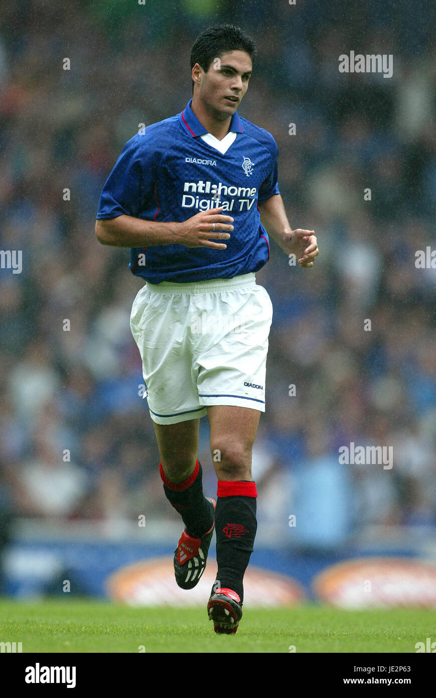 MIKEL ARTETA GLASGOW RANGERS FC 27 July 2002 Stock Photo - Alamy