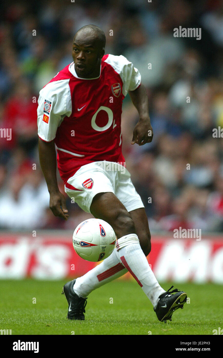 SYLVAIN WILTORD ARSENAL FC MILLENNIUM STADIUM CARDIFF WALES 11 August ...