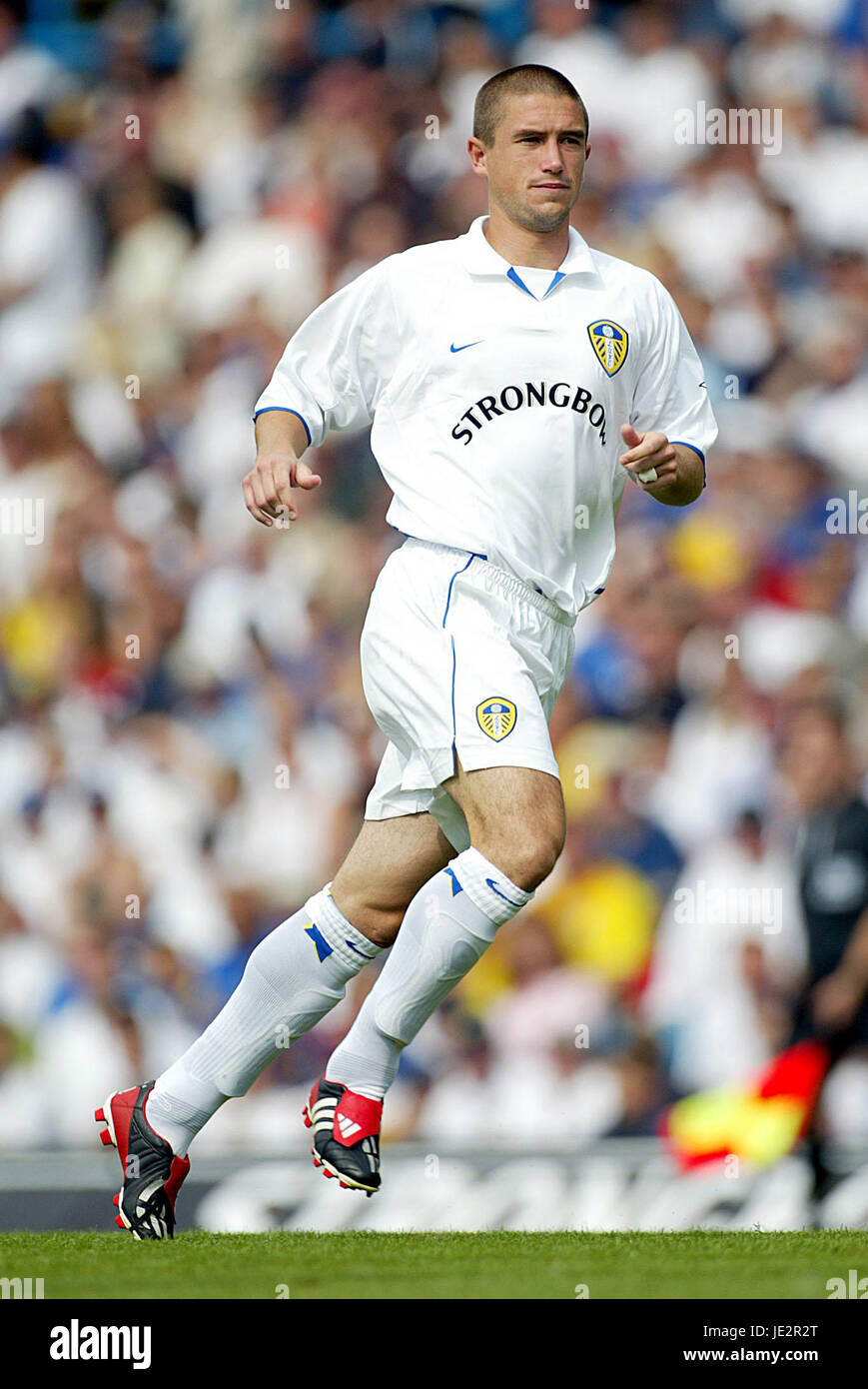 HARRY KEWELL LEEDS UNITED FC ELLAND ROAD LEEDS 17 August 2002 Stock