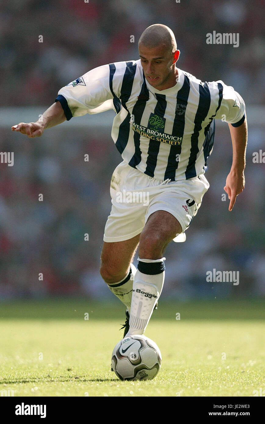 NEIL CLEMENT WEST BROMWICH ALBION FC ANFIELD LIVERPOOL 21 September 2002 Stock Photo