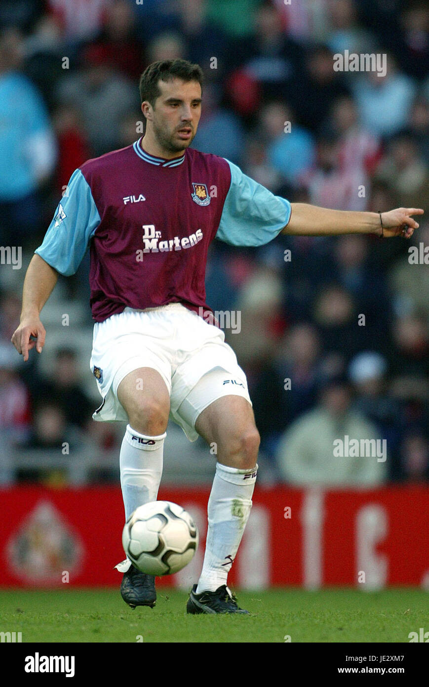 IAN PEARCE WEST HAM UNITED FC STADIUM OF LIGHT SUNDERLAND 19 October