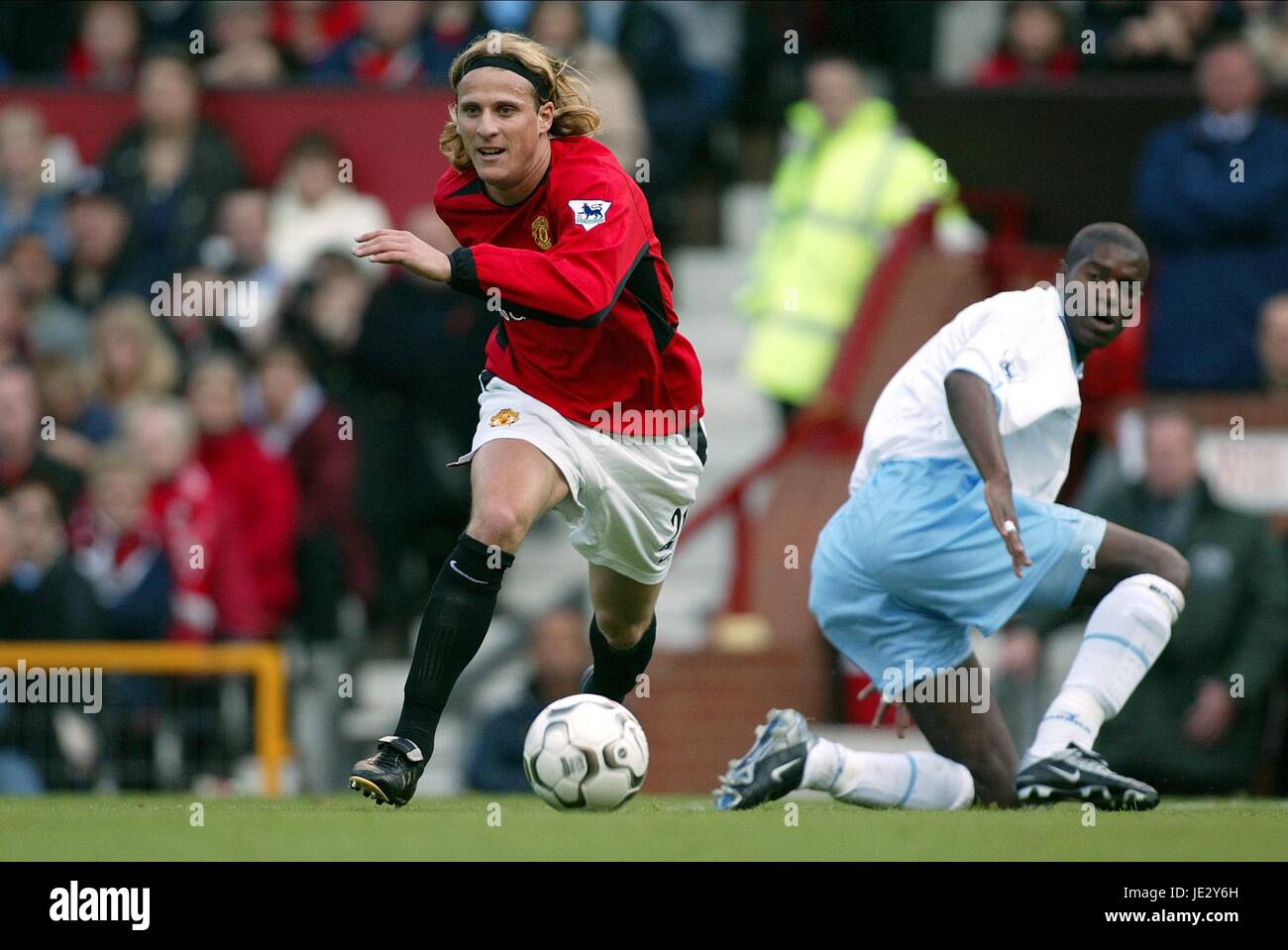 Diego forlan 2002 hi-res stock photography and images - Alamy