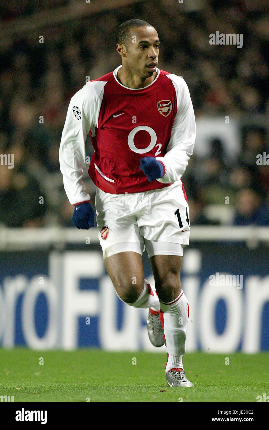 Thierry Henry celebrates, LONDON, ENGLAND - JANUARY 09: Ars…