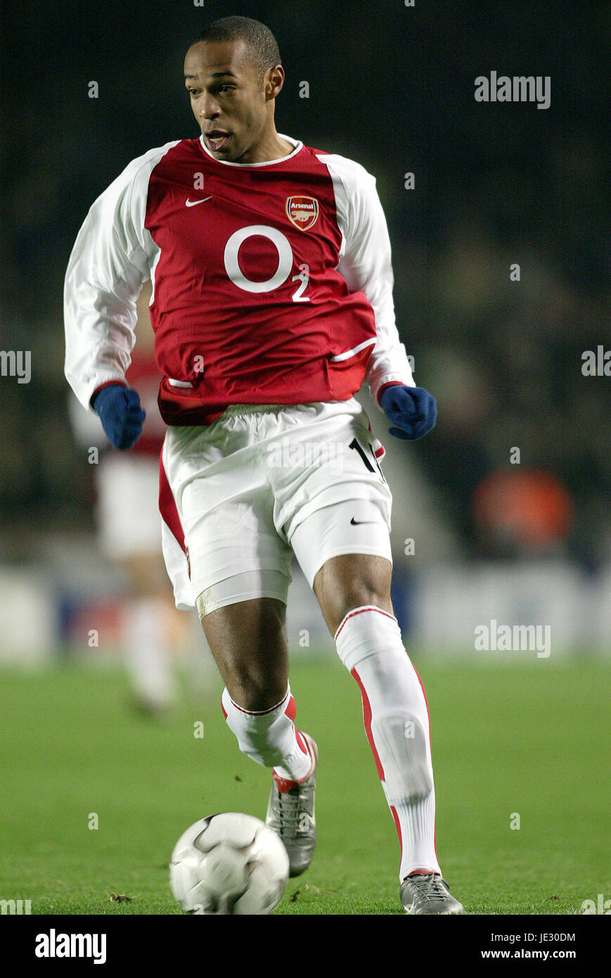 thierry henry o2 jersey