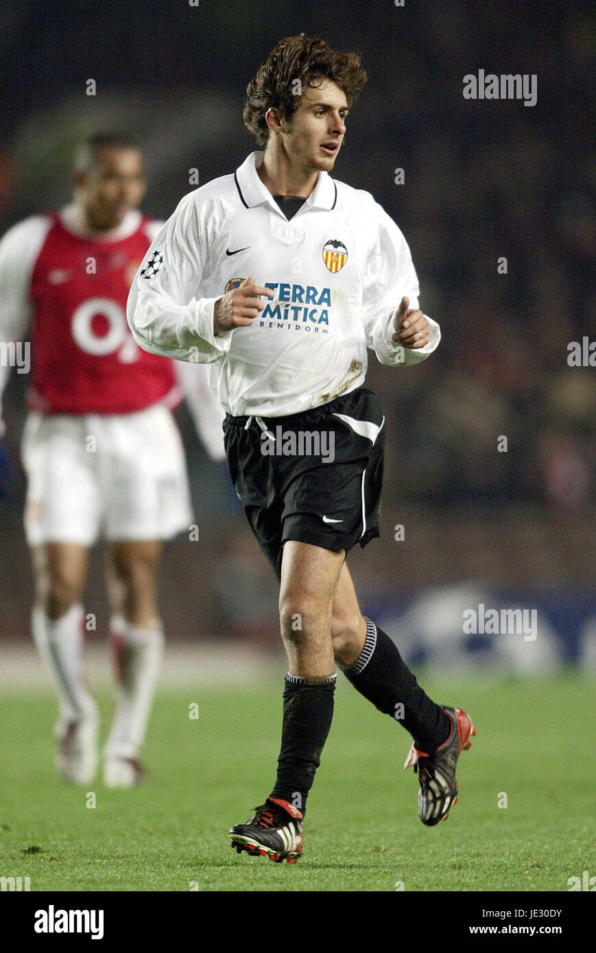 PABLO AIMAR VALENCIA FC HIGHBURY LONDON ENGLAND 10 December 2002