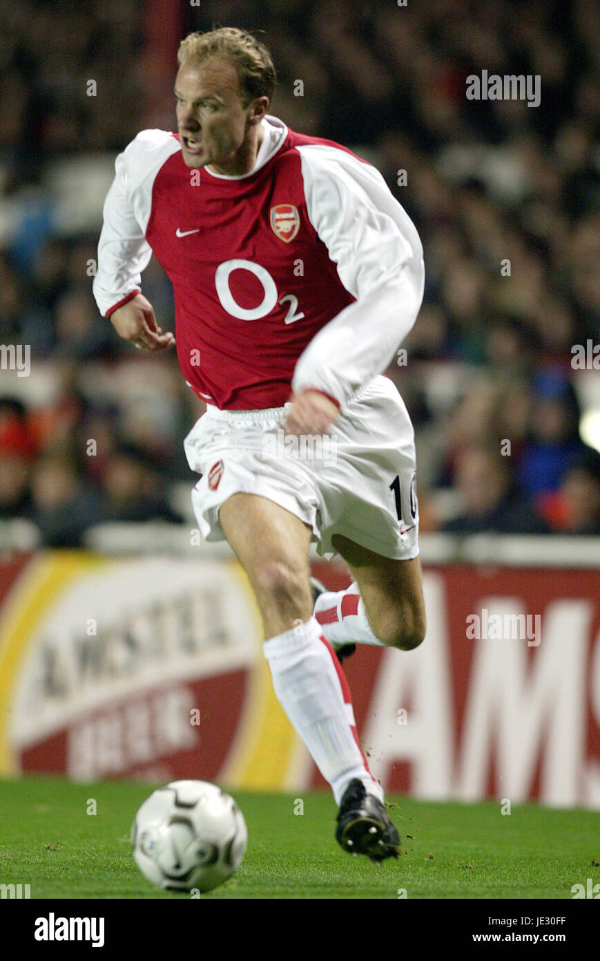Dennis bergkamp 10 hi-res stock photography and images - Alamy