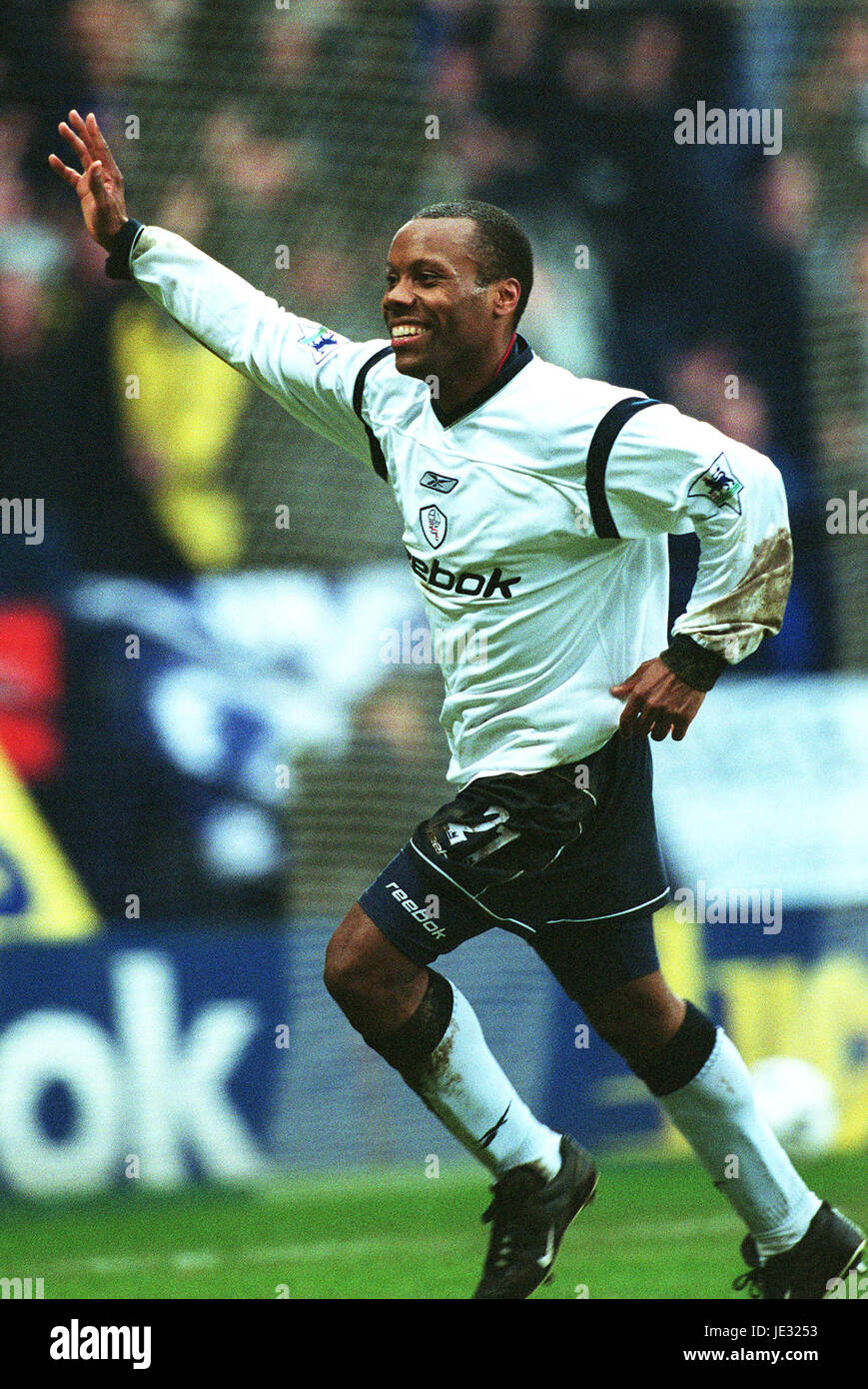 ROD WALLACE BOLTON WANDERERS FC REEBOK STADIUM BOLTON ENGLAND 02 March 2002  Stock Photo - Alamy