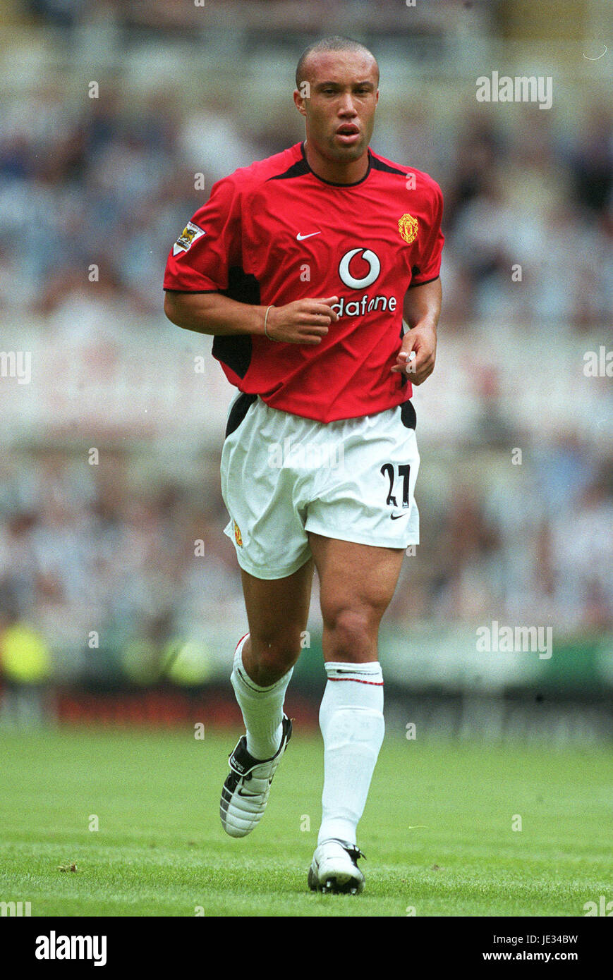MIKAEL SILVESTRE MANCHESTER UNITED FC ST. JAMES PARK NEWCASTLE ENGLAND 23 August 2003 Stock Photo