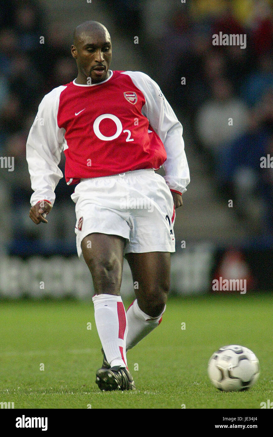sol-campbell-2003-hi-res-stock-photography-and-images-alamy