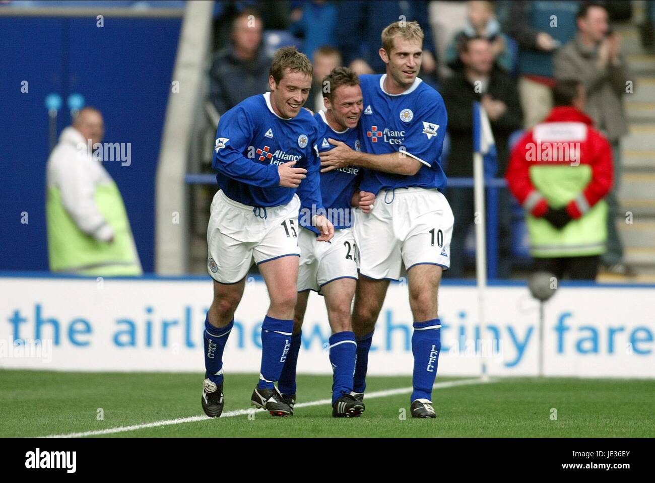 A ROGERS P DICKOV & SCOWCROFT LEICESTER CITY V TOTTENHAM WALKERS STADIUM LEICESTER ENGLAND 19 October 2003 Stock Photo