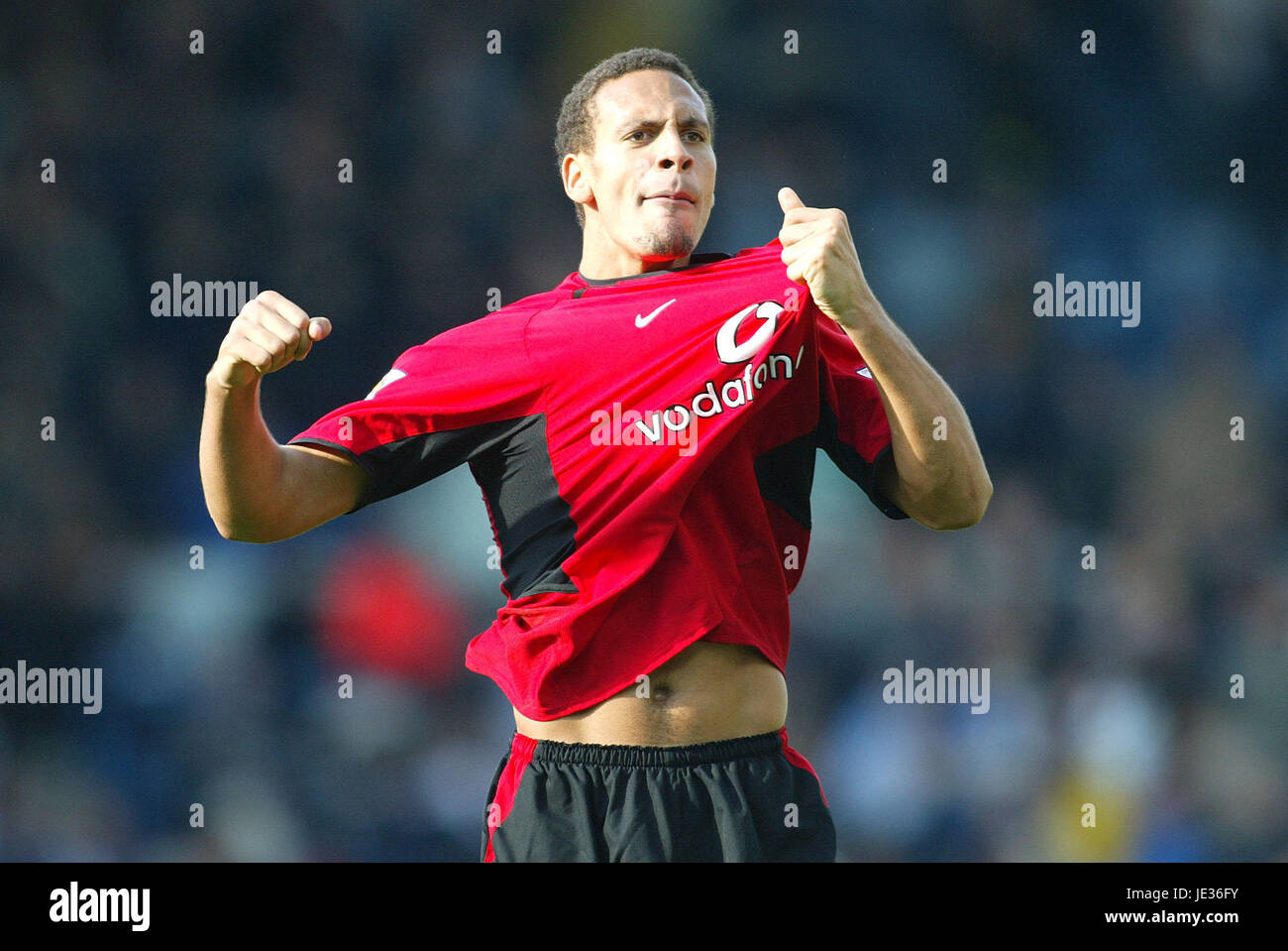Rio Ferdinand Manchester Utd Fc Elland Road Leeds England 18 October 03 Stock Photo Alamy Rio Ferdinand Manchester Utd Fc Elland Road Leeds England 18 October 03 Stock Photo Alamy