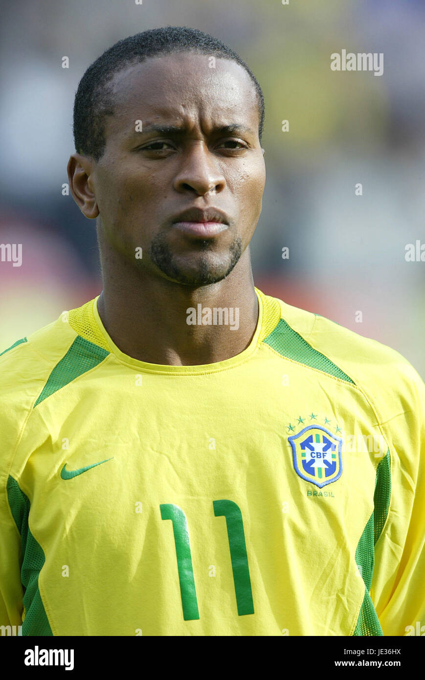 ZE ROBERTO BRAZIL BAYERN MUNICH FC WALKERS STADIUM LEICESTER