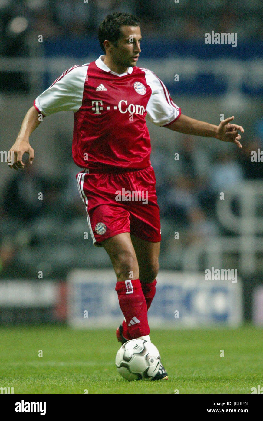 Hasan Salihamidzic Bayern Munich Fc St James Park Newcastle England Stock Photo Alamy