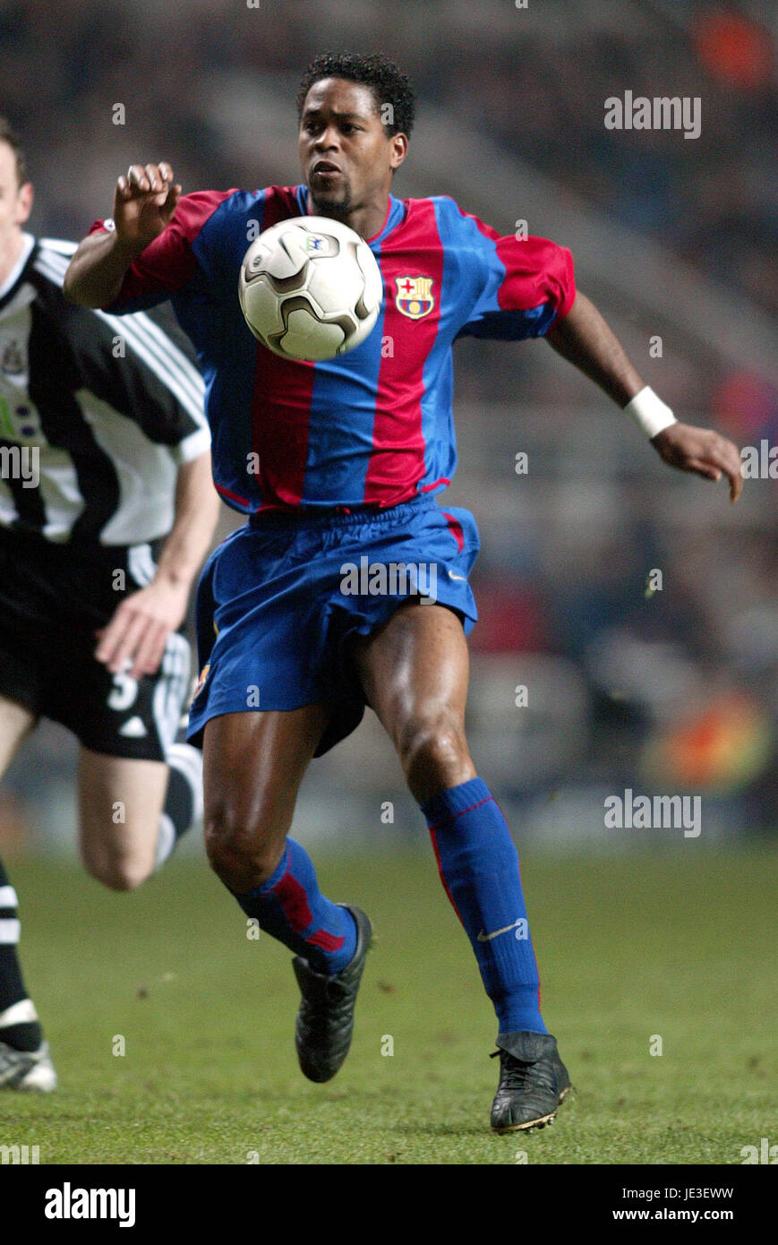 PATRICK KLUIVERT FC BARCELONA ST JAMES PARK NEWCASTLE 19 March