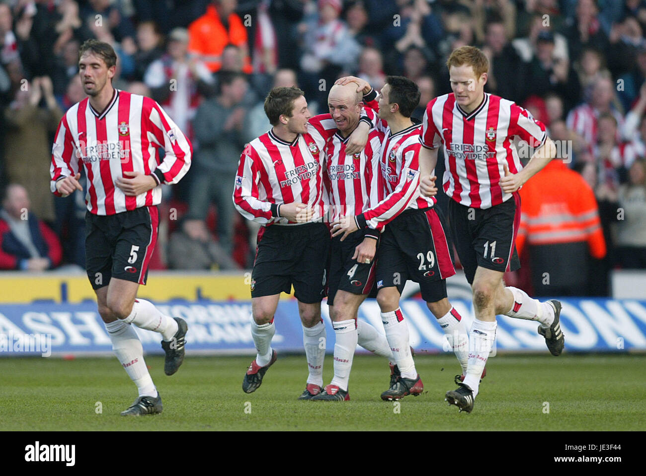 C MARSDEN M OAKLEY FERNANDES SOUTHAMPTON V WOLVES ST. MARYS STADIUM SOUTHAMPTON ENGLAND 09 March 2003 Stock Photo