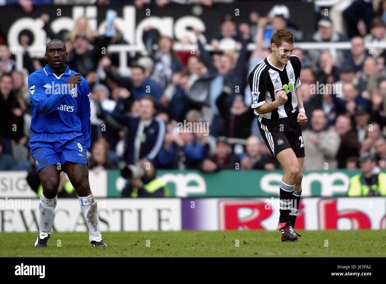 JONATHAN WOODGATE NEWCASTLE UNITED FC ST JAMES PARK NEWCASTLE ENGLAND 01 March 2003 Stock Photo