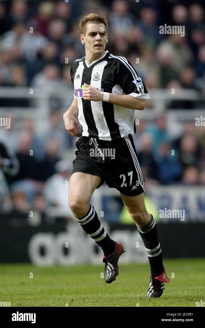 JONATHAN WOODGATE NEWCASTLE UNITED FC ST JAMES PARK NEWCASTLE ENGLAND 01 March 2003 Stock Photo