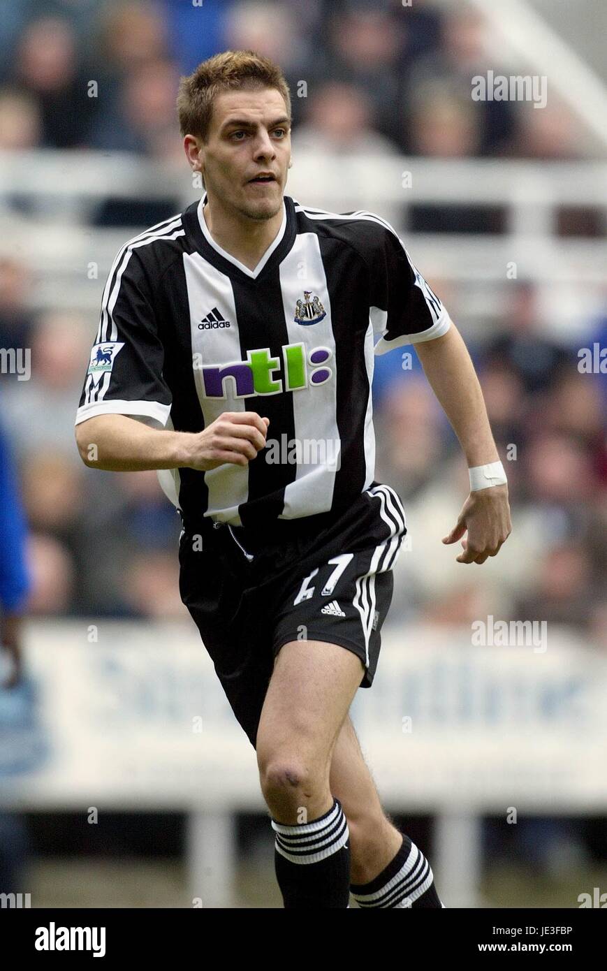 JONATHAN WOODGATE NEWCASTLE UNITED FC ST JAMES PARK NEWCASTLE ENGLAND 01 March 2003 Stock Photo