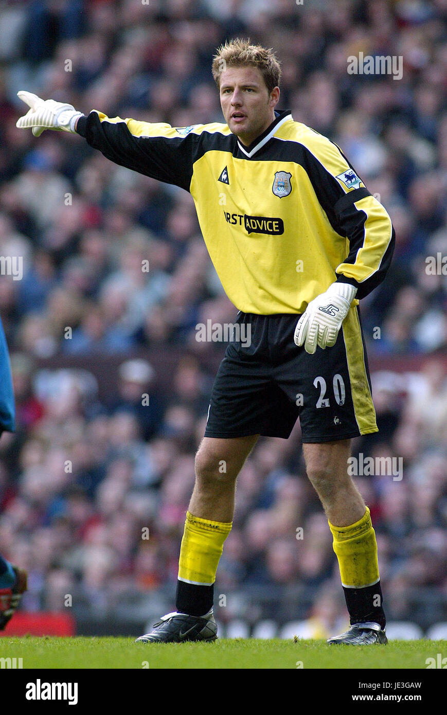 CARLO NASH MANCHESTER CITY FC OLD TRAFFORD MANCESTER 09 February 2003 Stock Photo