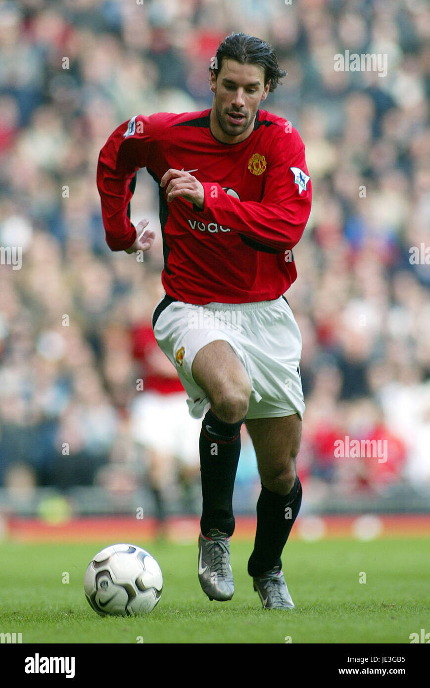 RUUD VAN NISTELROOY MANCHESTER UNITED FC OLD TRAFFORD MANCHESTER ENGLAND 20  November 2004 Stock Photo - Alamy