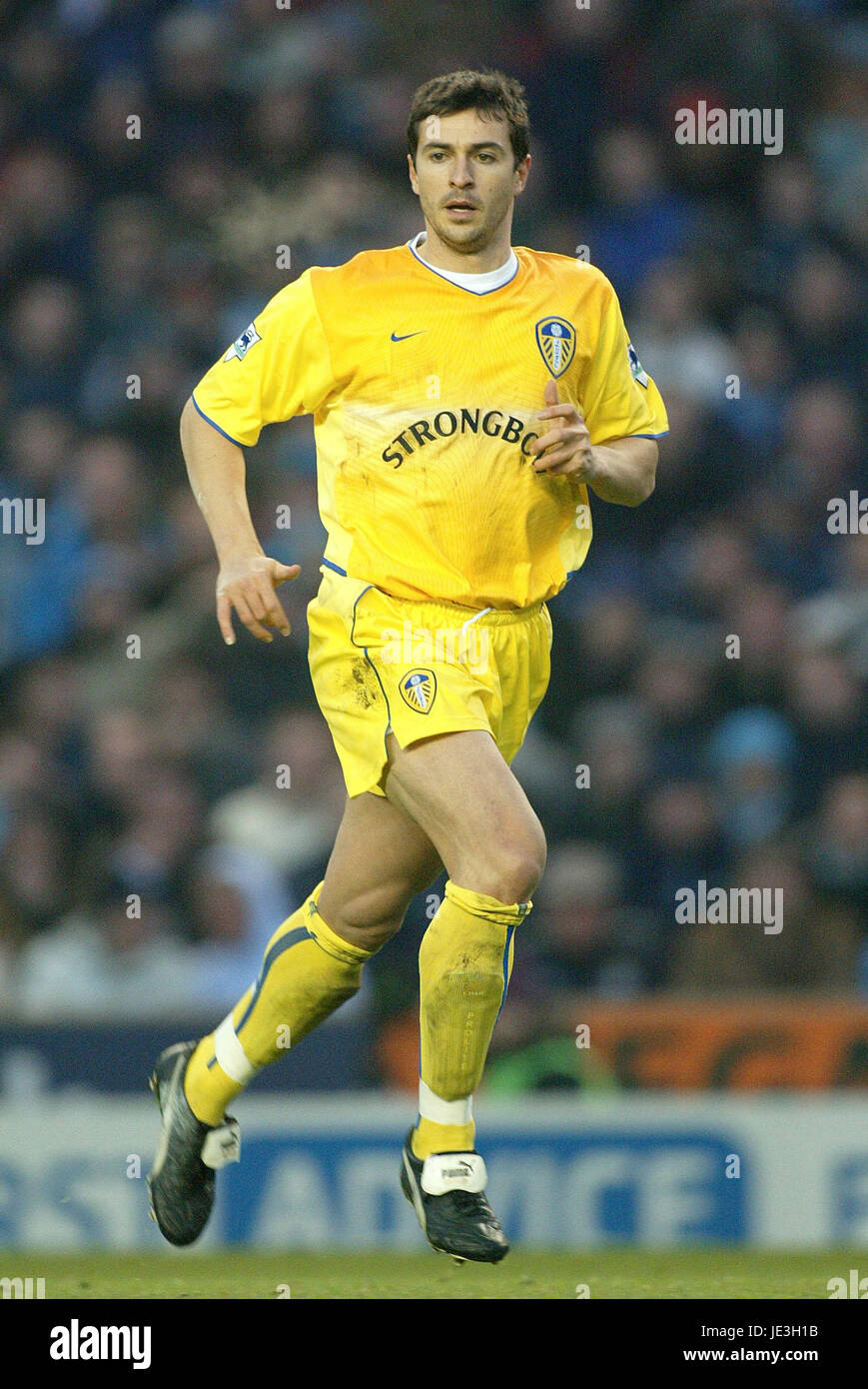 PAUL OKON LEEDS UNITED FC MAINE ROAD MANCHESTER CITY FC 11 January 2003 Stock Photo