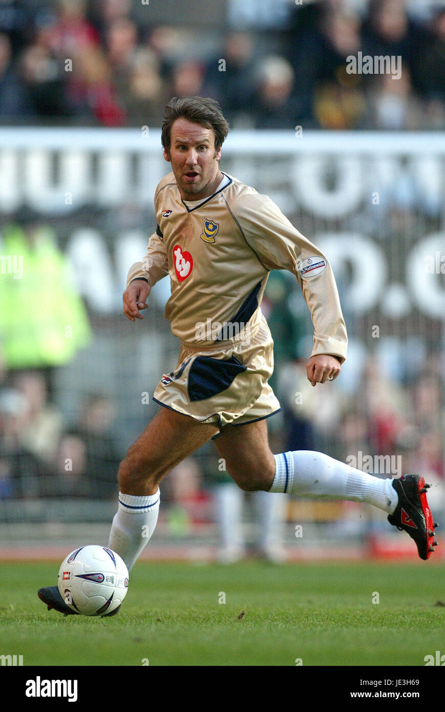 PAUL MERSON PORTSMOUTH FC OLD TRAFFORD MANCESTER 04 January 2003 Stock Photo