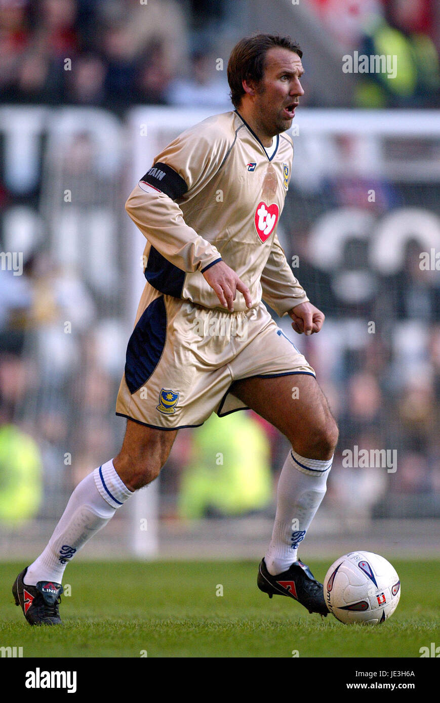 PAUL MERSON PORTSMOUTH FC OLD TRAFFORD MANCESTER 04 January 2003 Stock Photo