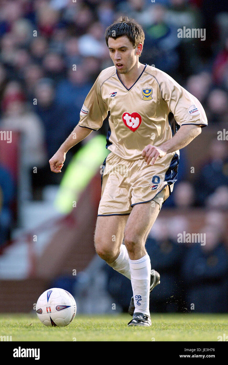 SVETOSLAV TODOROV PORTSMOUTH FC OLD TRAFFORD MANCESTER 04 January 2003 Stock Photo