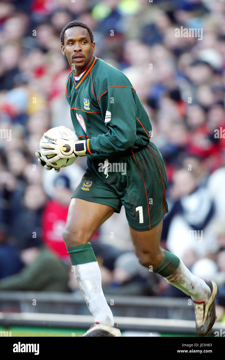 SHAKA HISLOP PORTSMOUTH FC OLD TRAFFORD MANCESTER 04 January 2003 Stock Photo