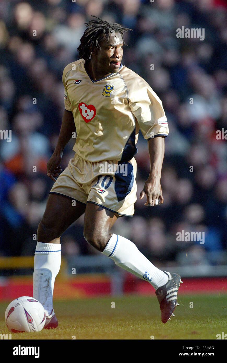 LINVOY PRIMUS PORTSMOUTH FC OLD TRAFFORD MANCESTER 04 January 2003 Stock Photo