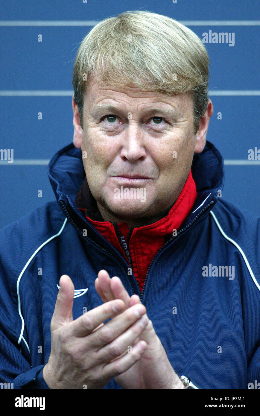 Coach Agee AGE HAREIDE NORWAY COACH HAMPDEN PARK GLASGOW SCOTLAND 09 October 2004 ...