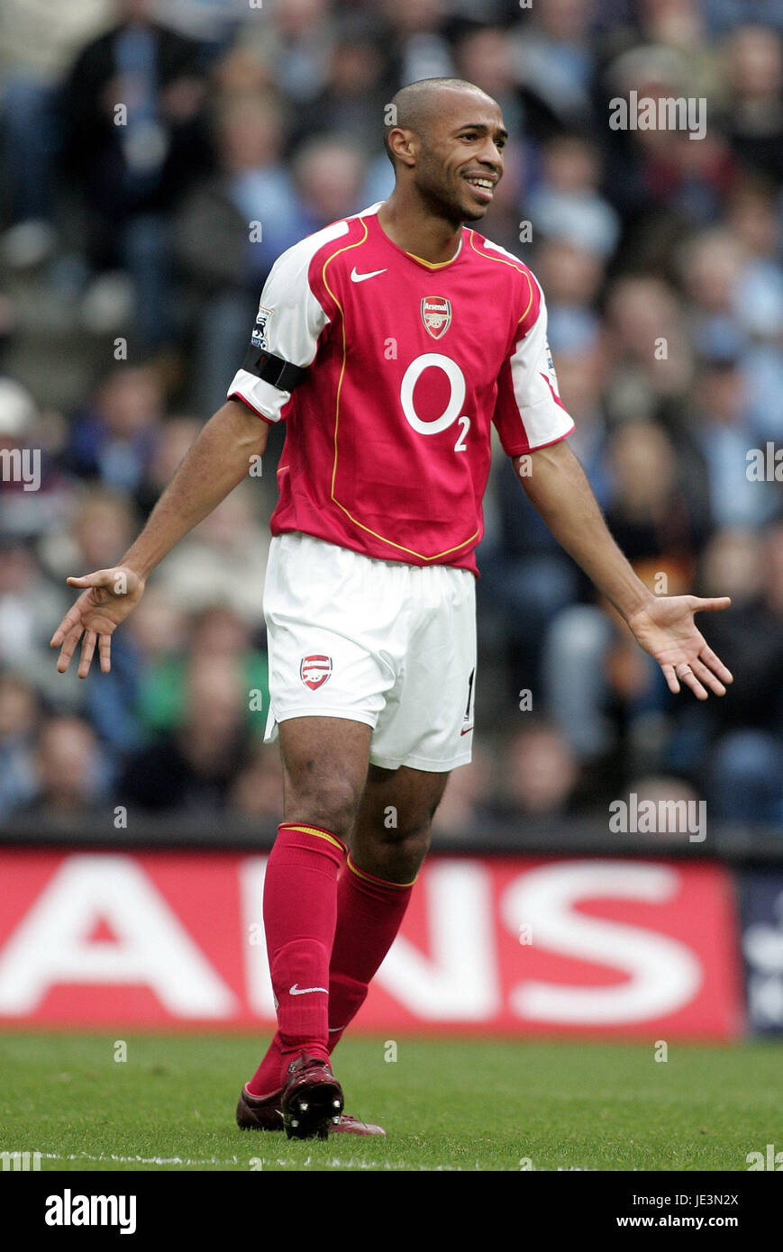 Thierry Henry Arsenal Fc City Of Manchester Stadium Manchester 25 September 2004 Stock Photo Alamy