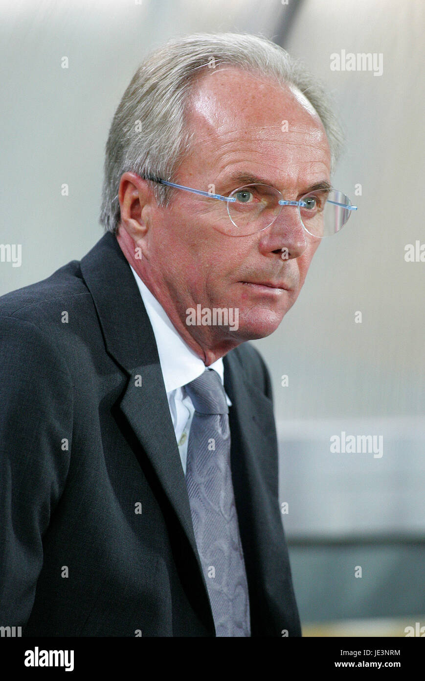 SVEN GORAN ERIKSSON ENGLAND MANAGER ERNST-HAPPEL-STADIUM VIENNA AUSTRIA ...