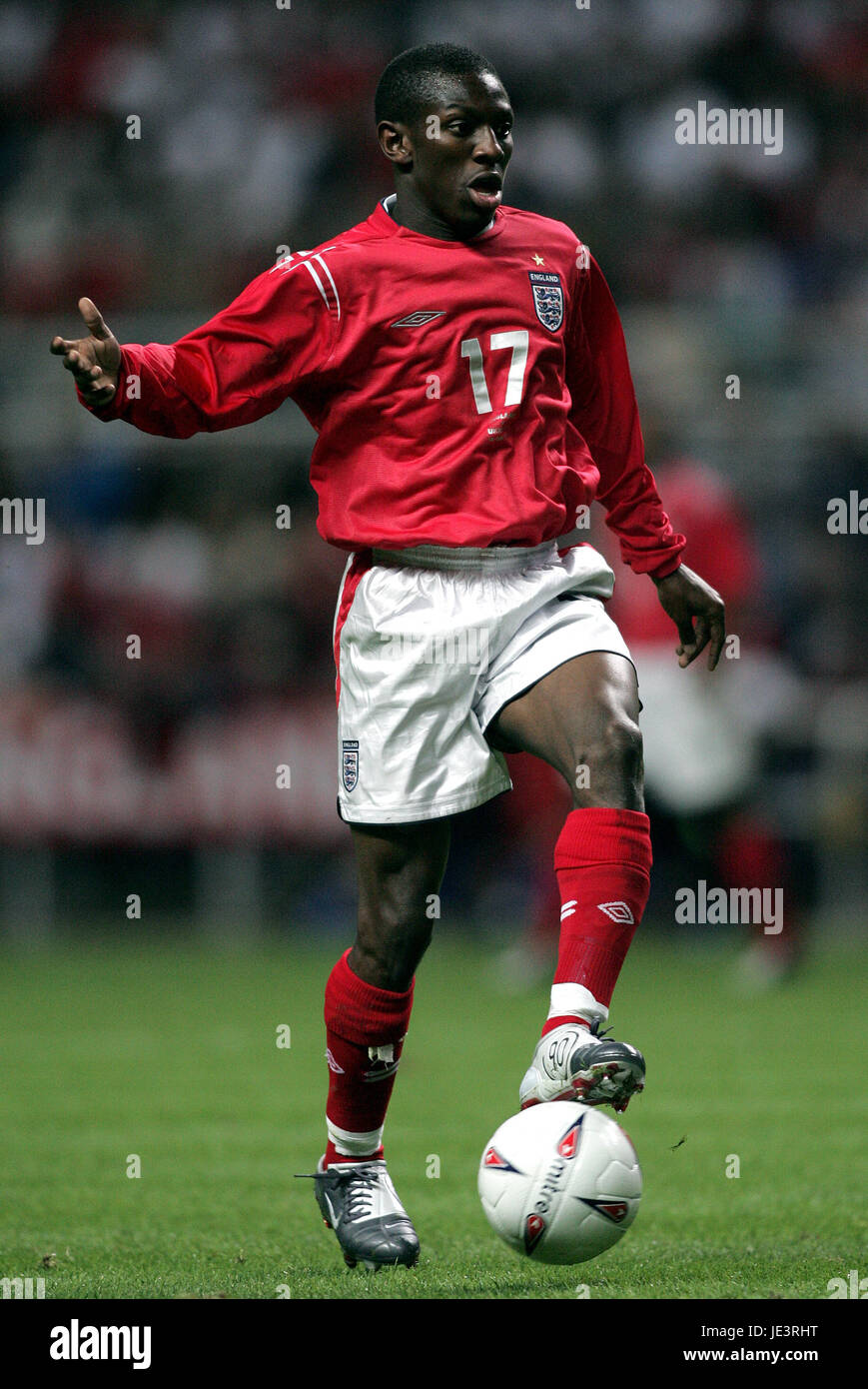 SHAUN WRIGHTPHILLIPS ENGLAND & MANCHESTER CITY ST JAMES PARK NEWCASTLE