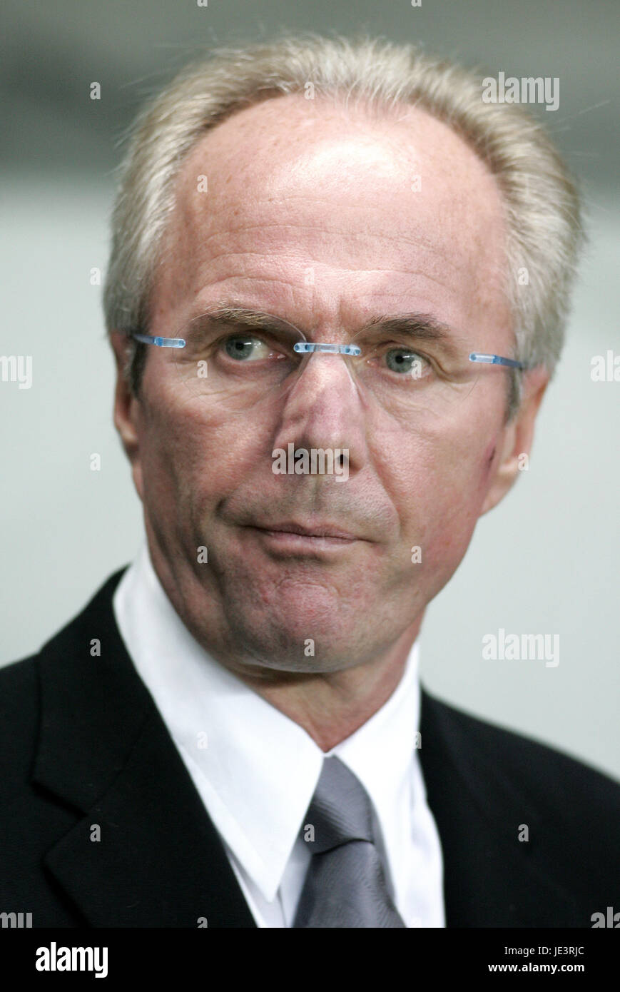 SVEN GORAN ERIKSSON ENGLAND MANAGER ST JAMES PARK NEWCASTLE ENGLAND 18 ...