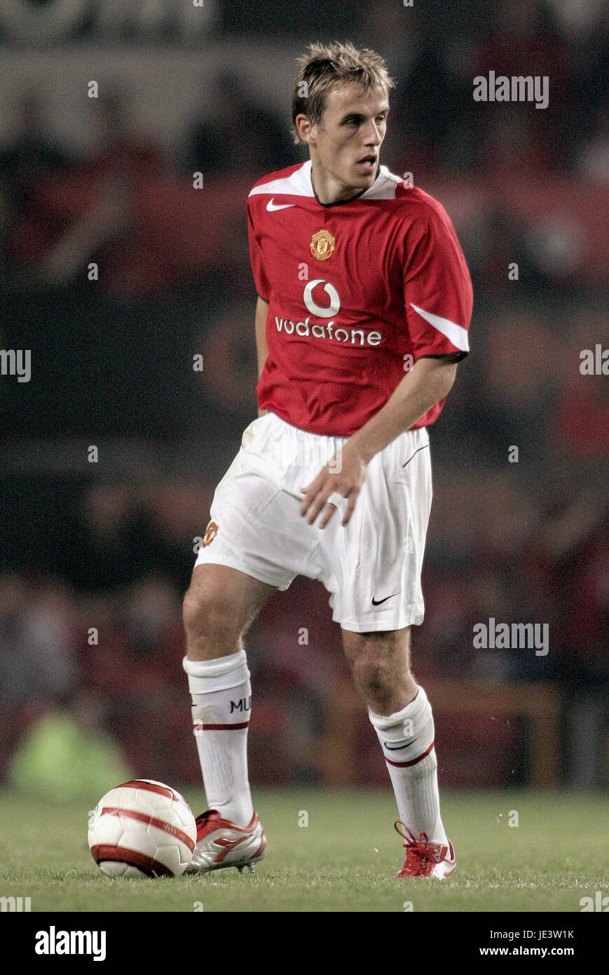 PHIL NEVILLE MANCHESTER UNITED FC OLD TRAFFORD MANCHESTER ENGLAND 03 