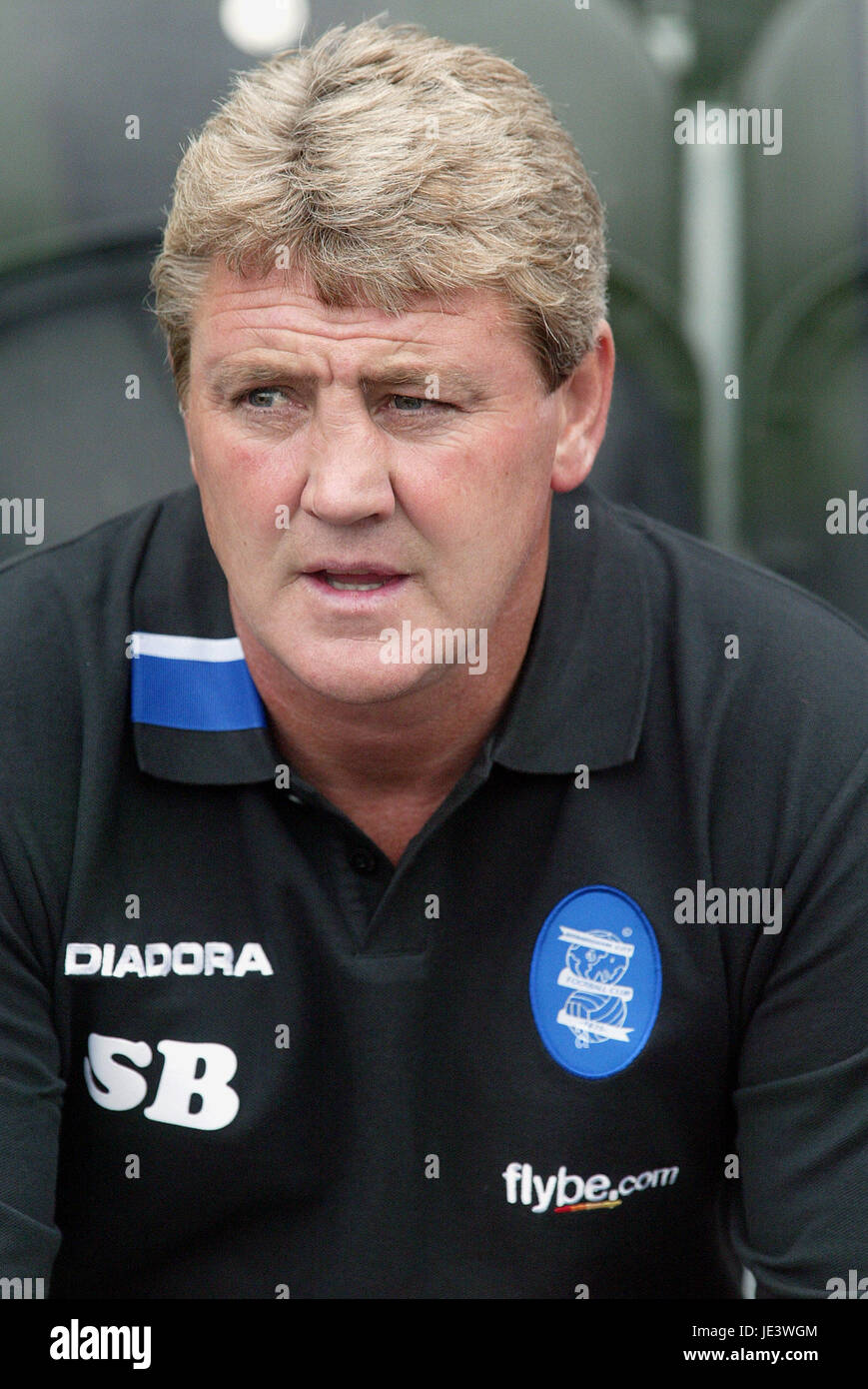 STEVE BRUCE BIRMINGHAM CITY FC MANAGER KC STADIUM HULL ENGLAND 31 July 2004 Stock Photo