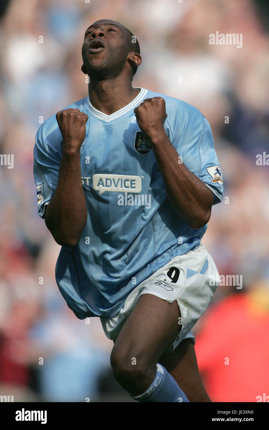 PAULO WANCHOPE MANCHESTER CITY FC THE CITY OF MANCHESTER STADIUM MANCHESTER ENGLAND 01 May 2004 Stock Photo