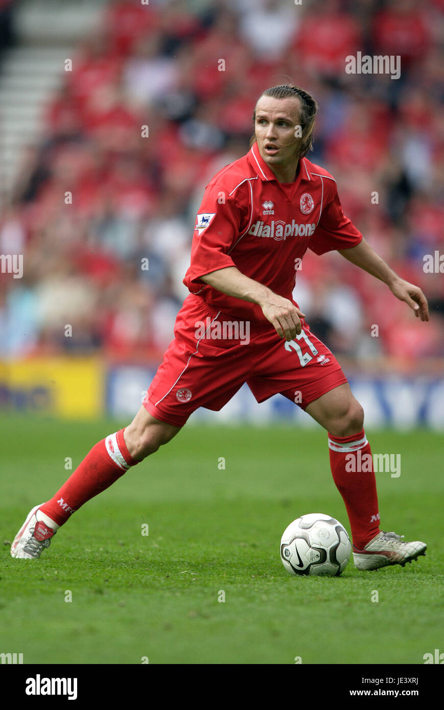 Boudewijn Zenden of PSV Eindhoven in action during a UEFA Champions