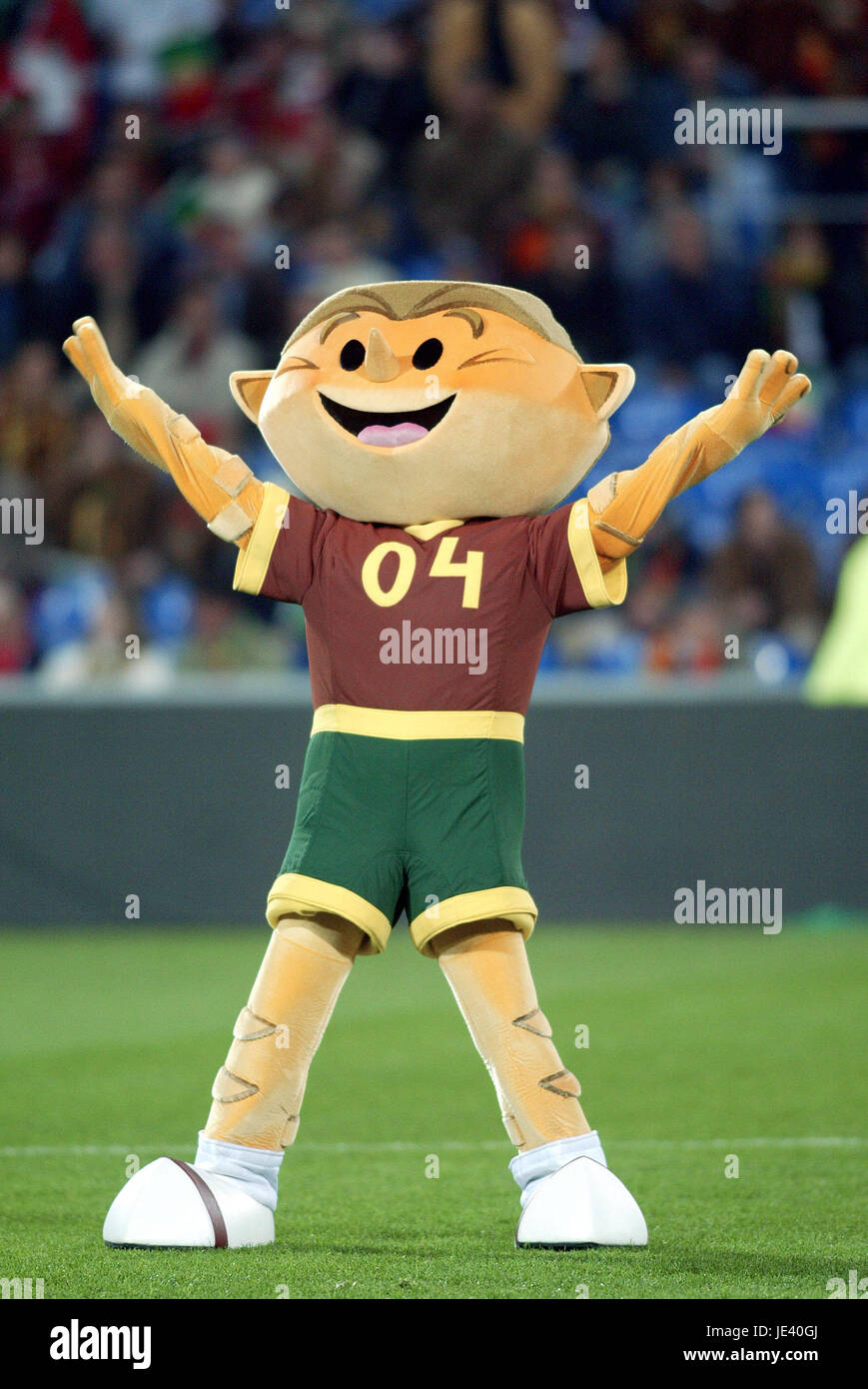 Kinas Euro 04 Mascot Estadio Algarve Faro Portugal 18 February 04 Stock Photo Alamy Kinas Euro 04 Mascot Estadio Algarve Faro Portugal 18 February 04 Stock Photo Alamy